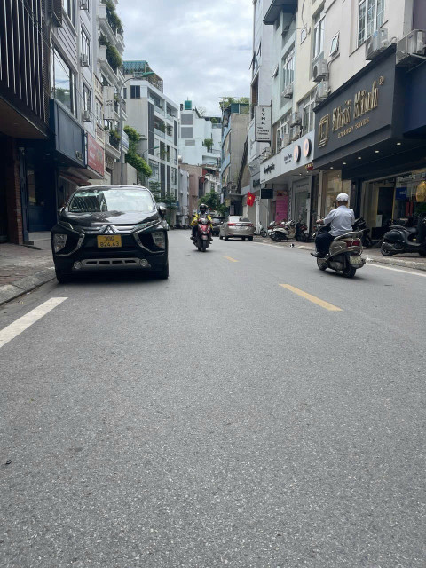 Bán nhà mặt phố Nguyễn Hy Quang (Đống Đa) 44m, 6 tầng, mt 5.2m, giá 23.5 tỷ
