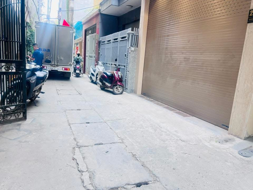 💥PHÂN LÔ Ô TÔ TRÁNH KINH DOANH CỰC VIP NGUYỄN KHANG, 
73m2 - 9T thang máy - MT 4.5m - 35.2 tỷ