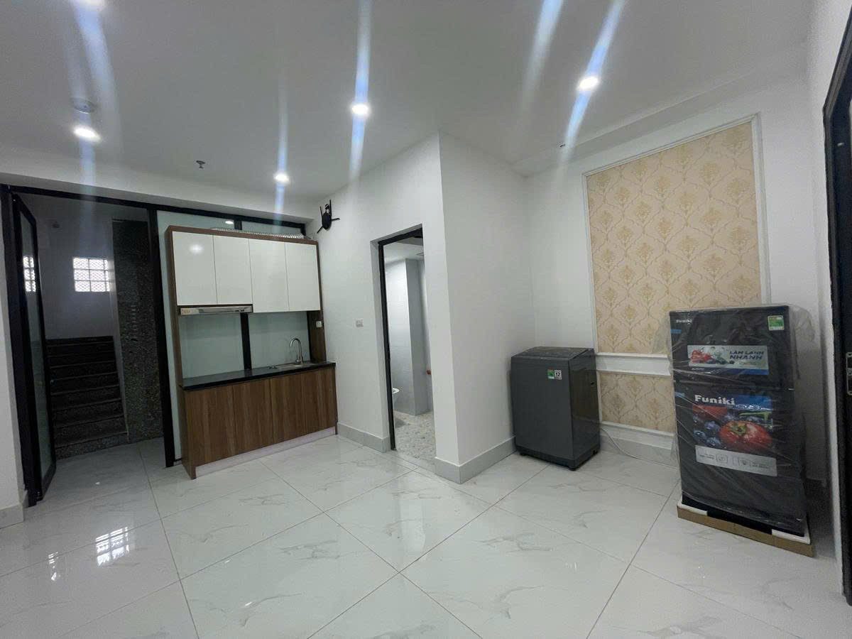 BÁN GẤP TRƯỚC TẾT - NGUYỄN KHANG - 5 PHÒNG (2 NGỦ) - THANG MÁY - 52M2x7T - 14,6 TỶ
