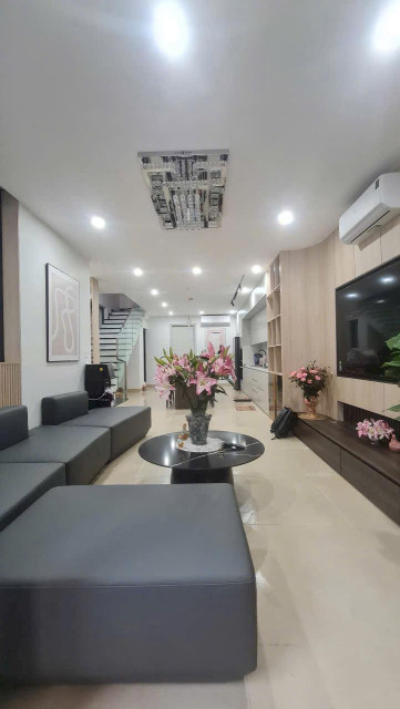 PHÂN LÔ NGUYỄN KHANG💥 DT 66M2💥MT 4.2M💥 18 TỶ💥Ô TÔ VÀO NHÀ💥1 BƯỚC RA PHỐ💥KINH DOANH TỐT
