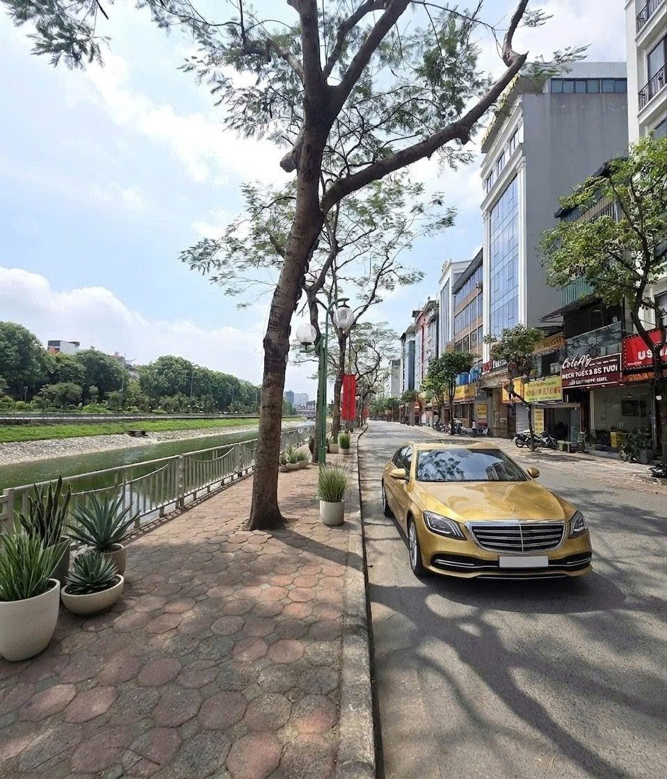 Mặt phố Nguyễn Khang huyền thoại 🌟 Tòa nhà đa năng 8 tầng thang máy kinh doanh đỉnh cao – 75m2 tầm 5x tỷ