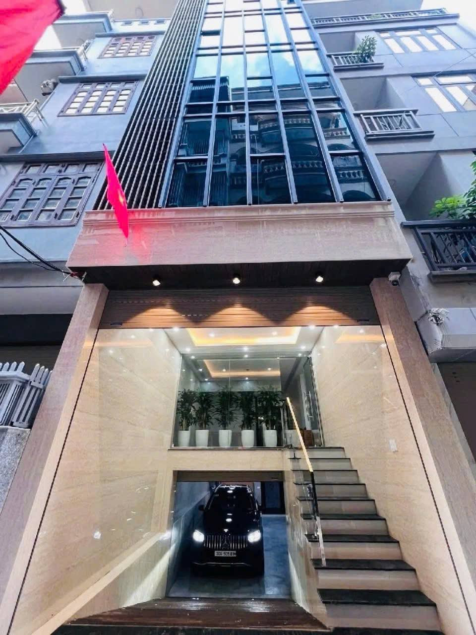 BÁN TÒA NHÀ ĐƯỜNG NGUYỄN KHANG. 80M2 - 8 TẦNG. THANG MÁY. THÔNG SÀN.