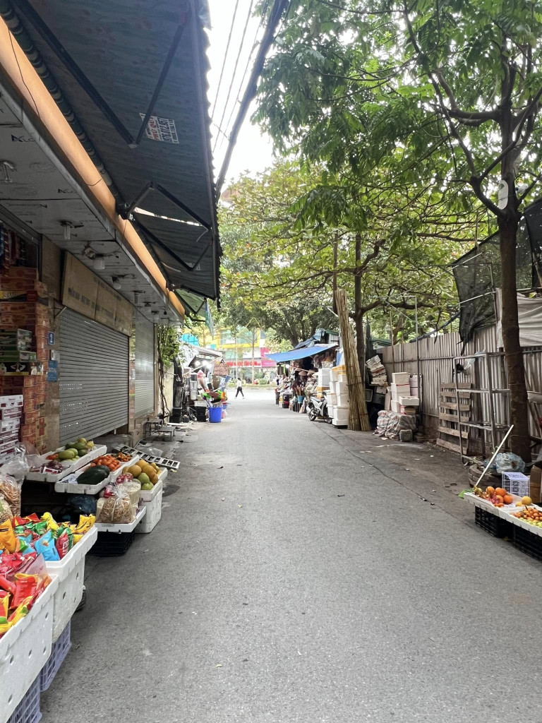 BÁN NHÀ CỰC PHẨM - - TRUNG TÂM NHẤT QUẬN CẦU GIẤY - TIẾP GIÁP BA ĐÌNH - SINH LỜI CỰC CAO - 25 TỶ