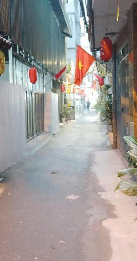 KHU VỰC CỰC VIP NGUYỄN KHÁNH TOÀN – NHÀ ĐẸP, MẶT TIỀN RỘNG - PHÙ HỢP Ở VÀ CHO THUÊ – 48M2, 9.9 TỶ