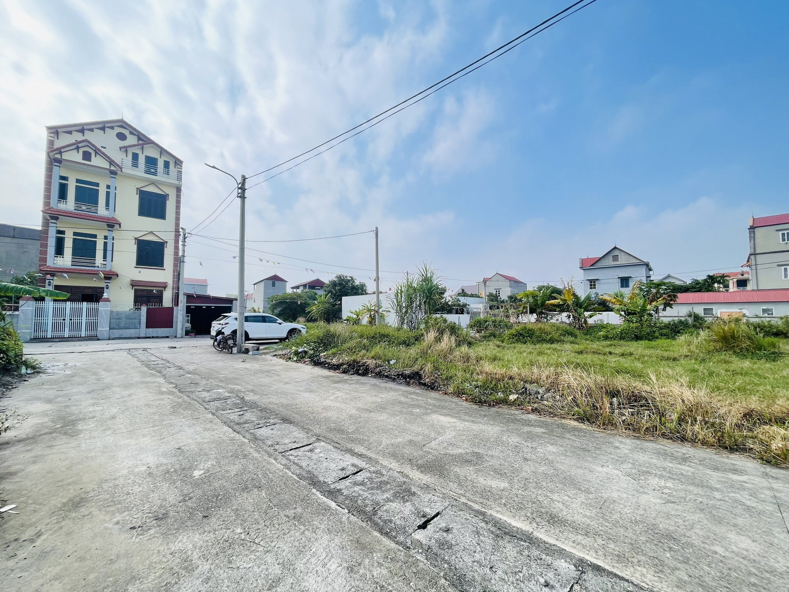 Đất đấu giá X1 Sơn Du Nguyên Khê - Cạnh đường Võ Nguyên Giáp - Sát dự án Bộ Công An