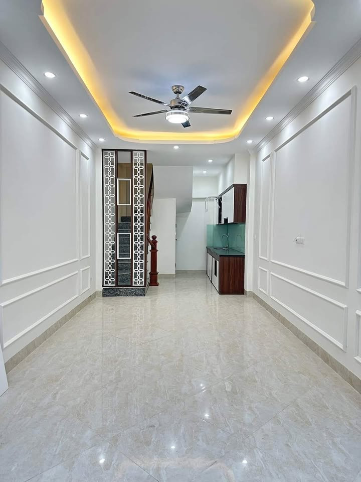 🌟 Nhà đẹp 5 tầng Nguyễn Khuyến, Văn Quán – 50m²–giá đẹp