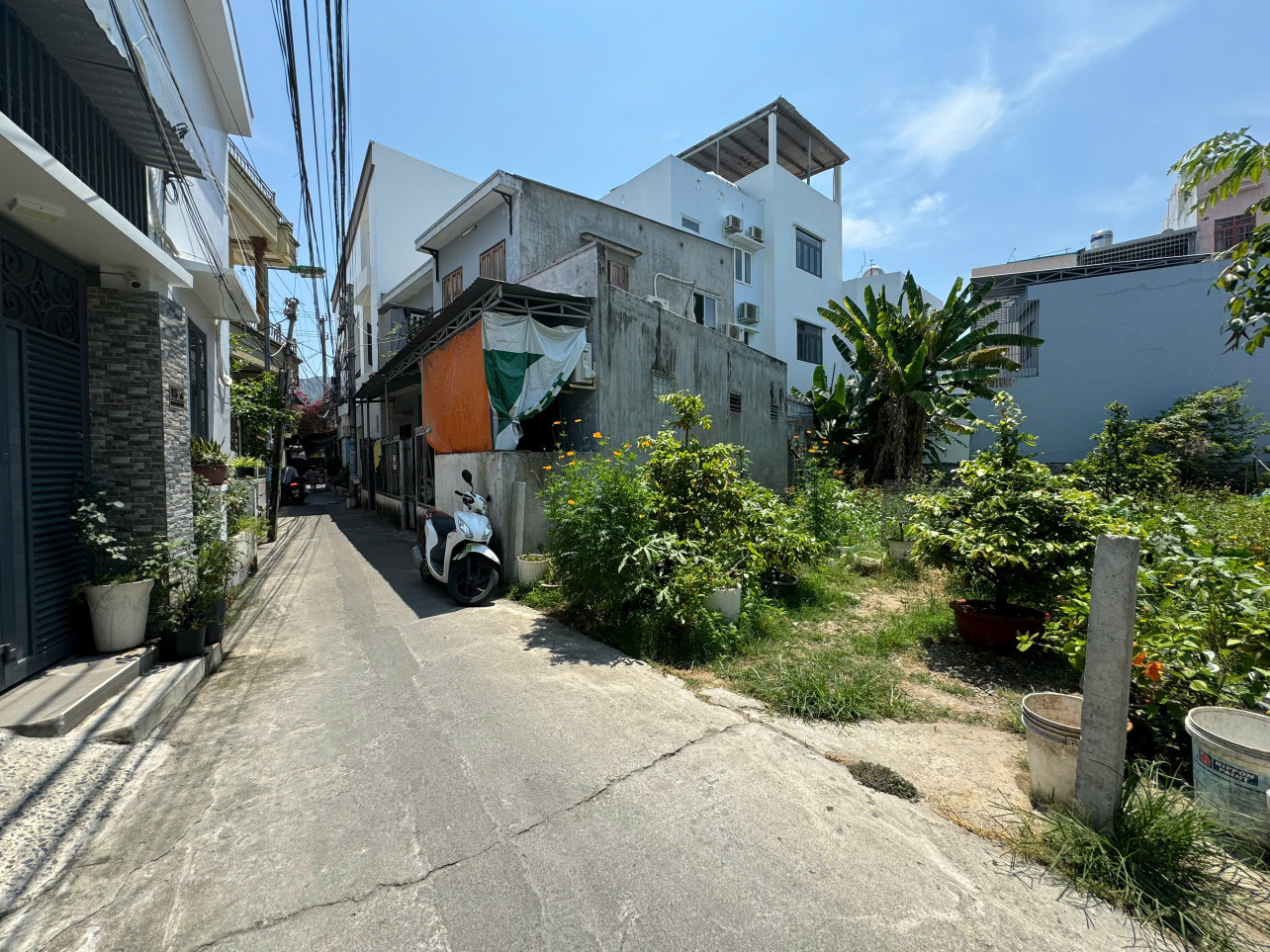 BÁN ĐẤT HẺM NGUYỄN KHUYẾN, SÁT CHỢ VĨNH HẢI, NHA TRANG