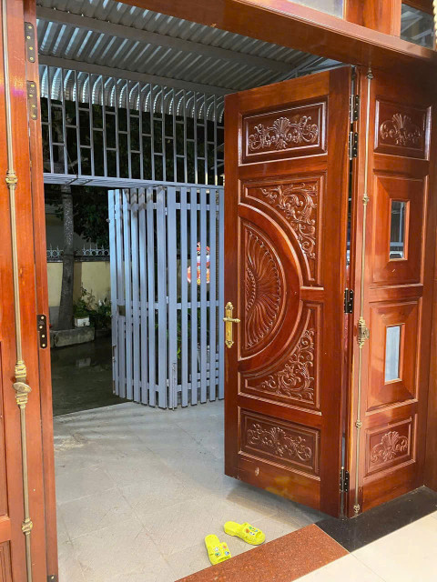 Bán nhà thiết kế đẹp 2  tầng kiên cố 4.3 tỷ giảm còn 3.9 tỷ