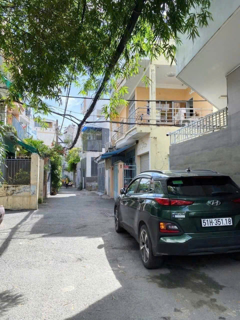 NHÀ ĐẸP NGUYỄN KIỆM GÒ VẤP – XE HƠI ĐỖ CỬA – SÁT SÂN BAY – 5.6 TỶ