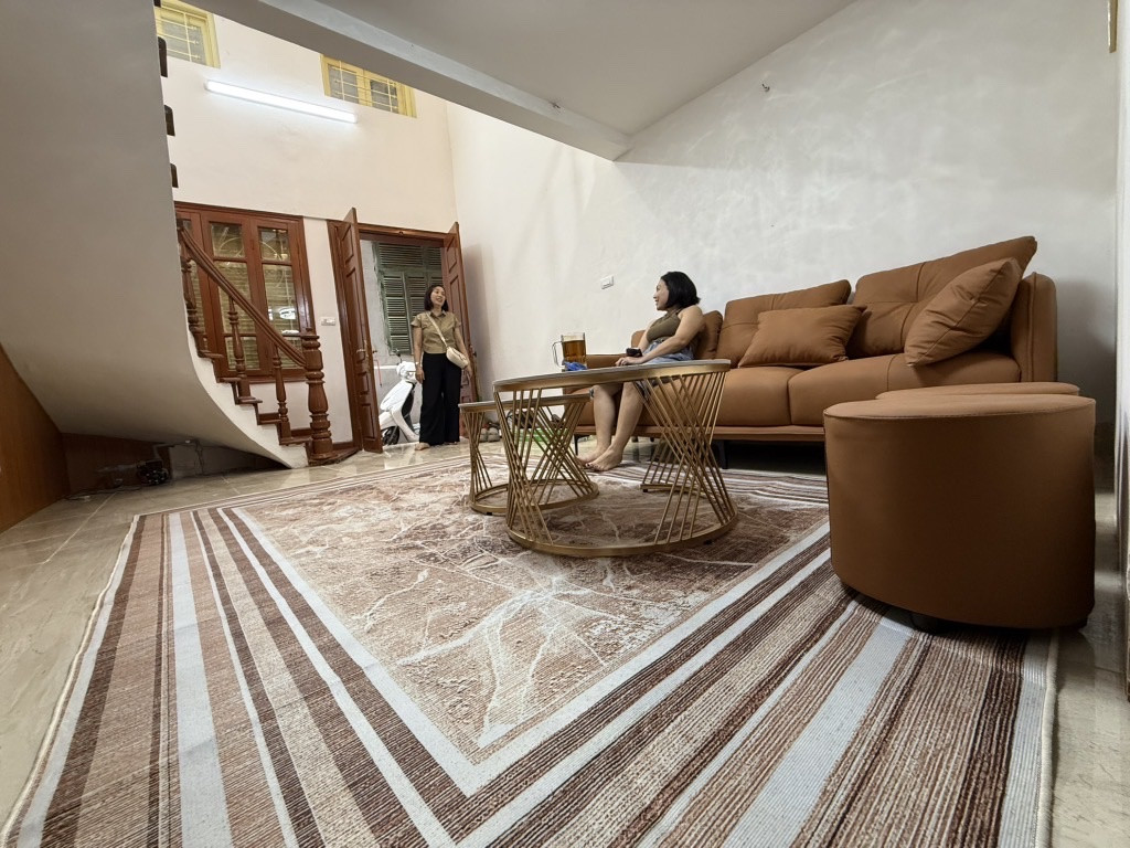 BÁN NHÀ -NGUYỄN LƯƠNG BẰNG-ĐỐNG ĐA-DÂN XÂY  TRƯỚC NHÀ RỘNG 3M GẦN XÁT PHỐ