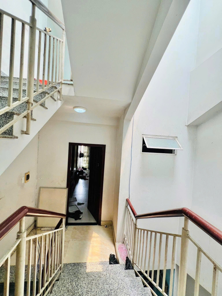 Bán nhà Mặt tiền Nguyễn Nghiêm - Thoại Ngọc Hầu, Nguyễn sơn, 4.2x19m, 4 Tầng, 9.9 tỷ