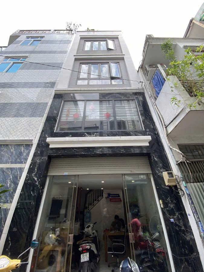 Nhà Đẹp ở Ngay HXH Trung Tâm Quận 10 – 2PN, Hẻm Ô Tô,Nhinh 5 Tỷ – Sổ Hồng Riêng