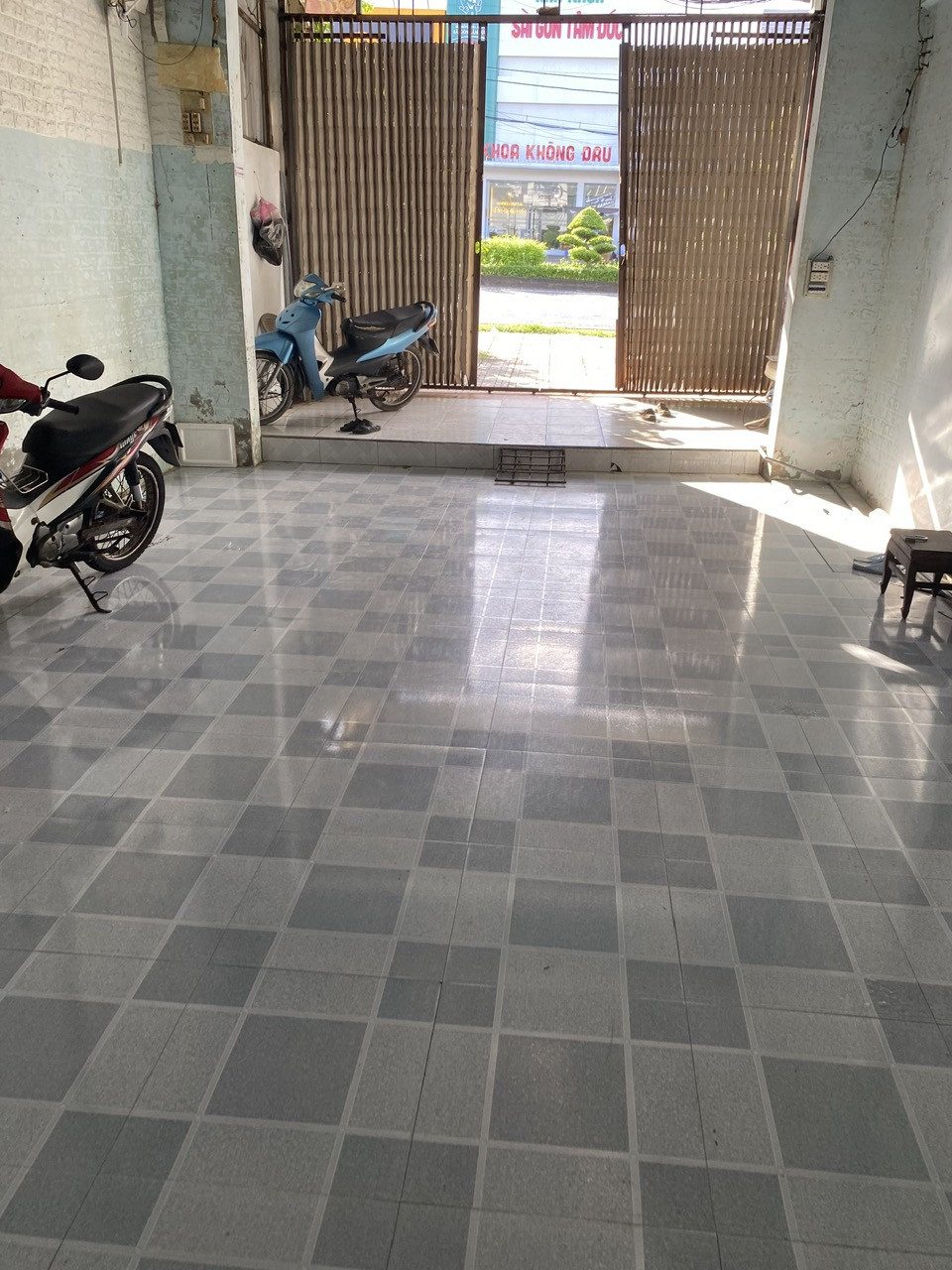 Bán Nhanh Đất Nhà Mặt Phố, Thích Hợp Ở, Kinh Doanh Diện Tích Đất Sử Dụng 322m2. Liên Hệ: 0976225449