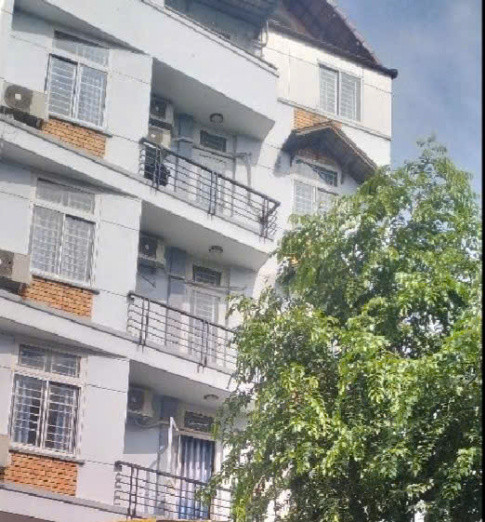 SIÊU PHẨM  ! Bán Căn hộ dịch vụ ngay khu trung tâm sầm uất. Đường Nguyễn Thái Bình - Phường 4 - Tân Bình . Giá chỉ 16 TỶ