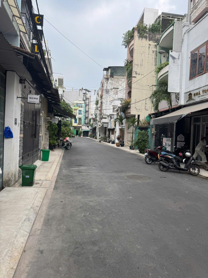 **Bán nhà khu K300, Tân Bình** BĐS dòng tiền (11x15) chỉ hơn 18 tỷ