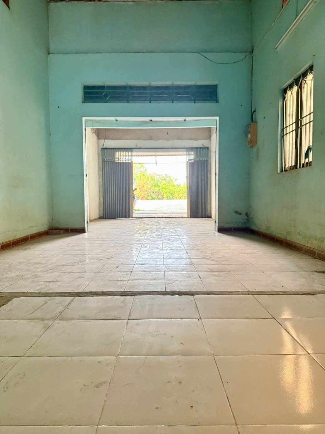 Bán nhà mặt tiền đường Nguyễn Thị Chiên sát trung tâm Thị Trấn Củ Chi TPHCM, DT: 5x35m.