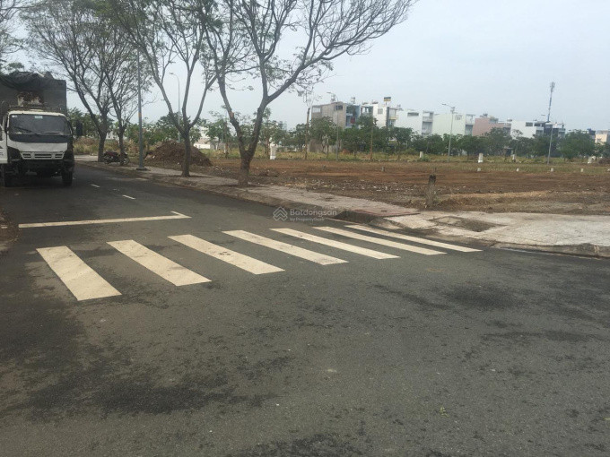 Thanh lí 5 nền ngay MT Nguyễn Thị Định - Cát Lái - Quận 2 giá đầu tư chỉ 2.7 Tỷ , sổ sẵn, xdtd