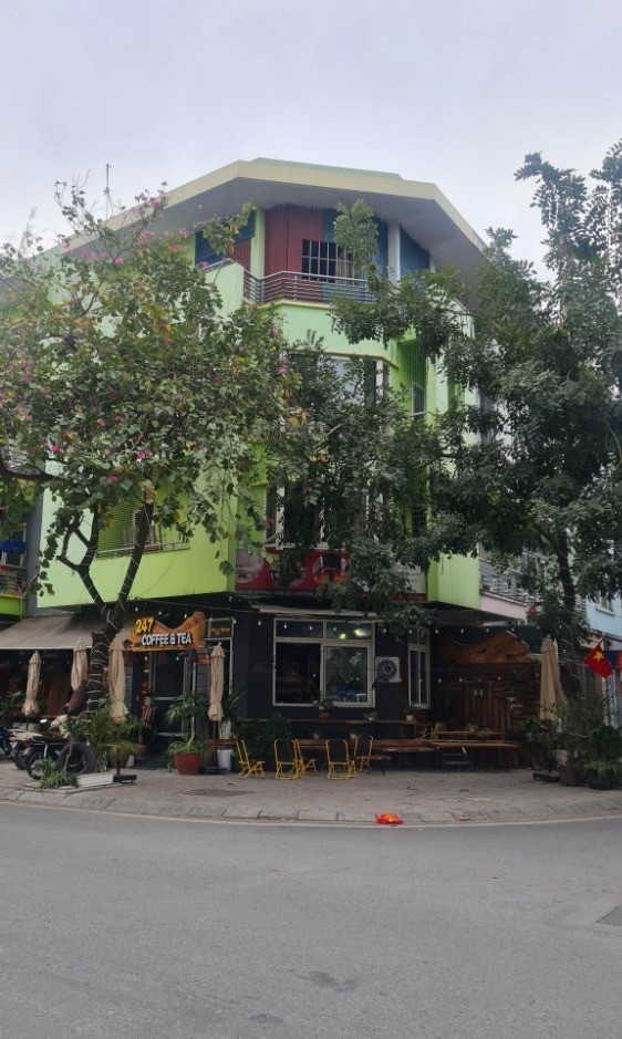 Nguyễn Thị Định, Cầu Giấy căn góc, ô tô tránh, mặt tiền 12m, cách mặt phố 15m, 4 tầng khu vực sầm uất nhất phố.