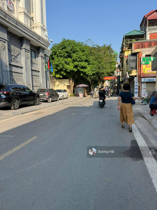 Bán nhà Phân Lô tại Nguyễn Thị Định Cầu Giấy - 102m 7 Tầng Thang Máy - Ô Tô Vỉa Hè Vườn Hoa