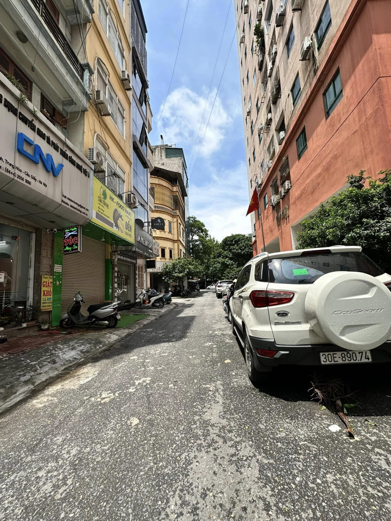 Bán nhà phân lô Nguyễn Thị Định, ô tô tránh kinh doanh sầm uất, 22 tỷ