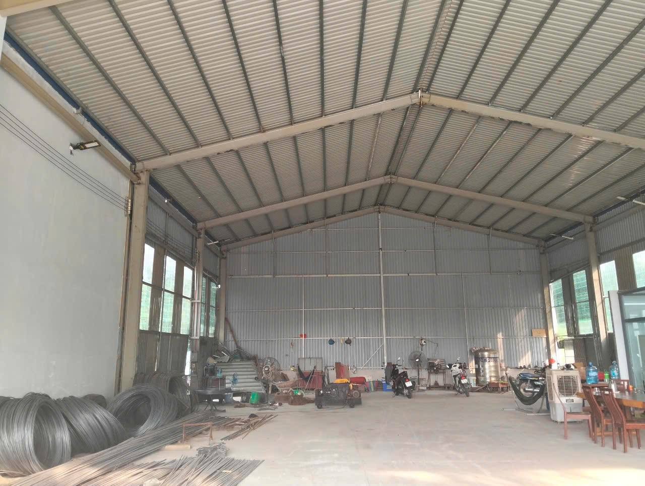 Nhà kho mặt tiền Nguyễn Thị Rành, xã Trung Lập Hạ tổng dt 2221m2 giá 19 tỷ