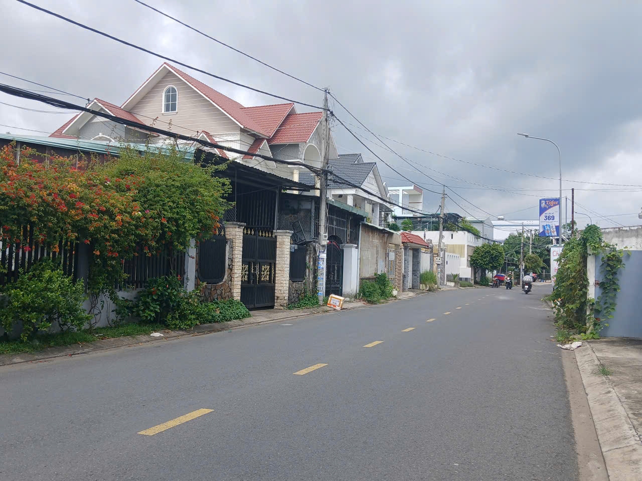 Nhà MẶT TIỀN Trần Ngọc Giải, P6, TP Mỹ Tho. Đoạn gần Nguyễn Thị Thập QL60.