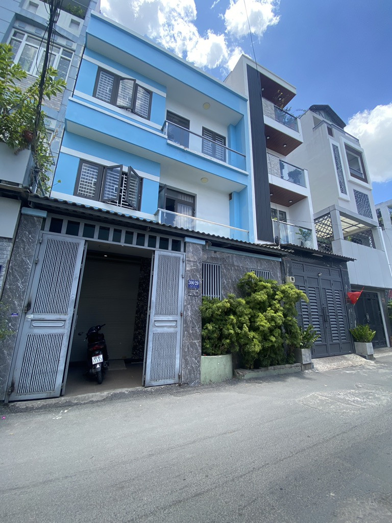 Bán nhà p. Bình Thuận, ngang 7m, 3 tầng, hẻm 10m thông Nguyễn Thị Thập