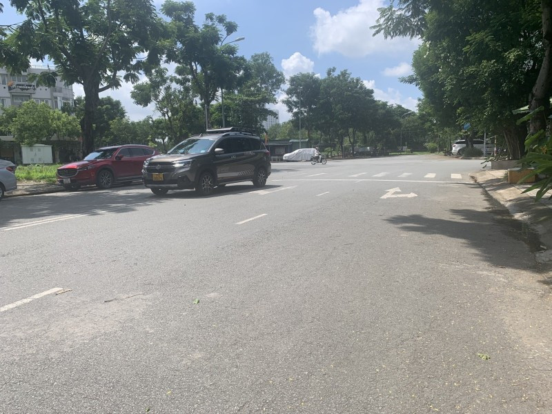 C125 🔥 CƠ HỘI ĐẦU TƯ HIẾM CÓ - ĐẤT MẶT TIỀN NGUYỄN THỊ THẬP, QUẬN 7 🔥