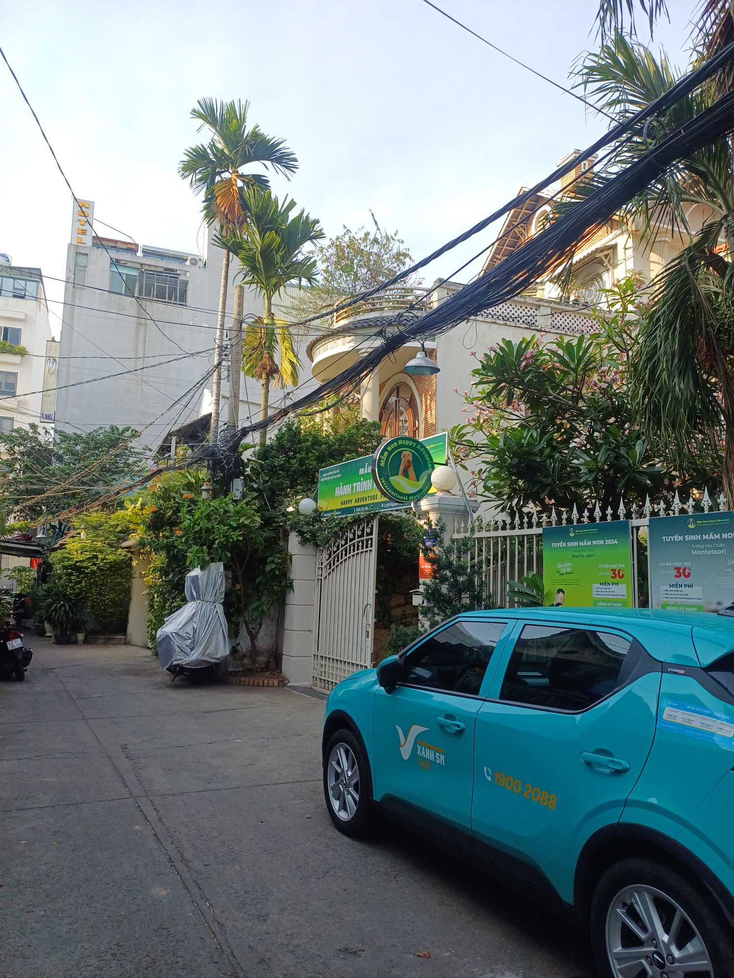 Bán nhà ngay Cầu Đa Khoa Nguyễn Thị Thập - Quận 7, ngang 8 x 18m, hoàn công, 16.x tỷ