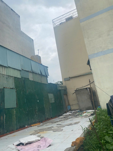 Bán đất Quận 9 (đường Nguyễn Thị Tư, Phú Hữu); 4x13m; tiện xây dựng; để ở; sổ đỏ; 3,2 tỷ
