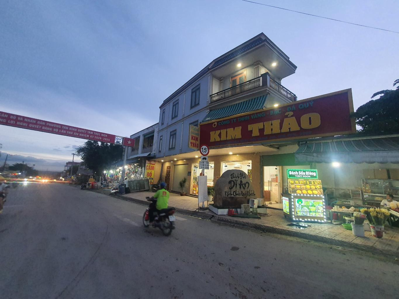 Bán đất thổ cư 2768m2 Nguyễn Thị Tươi, Dĩ An, Bình Dương - 57 tỷ