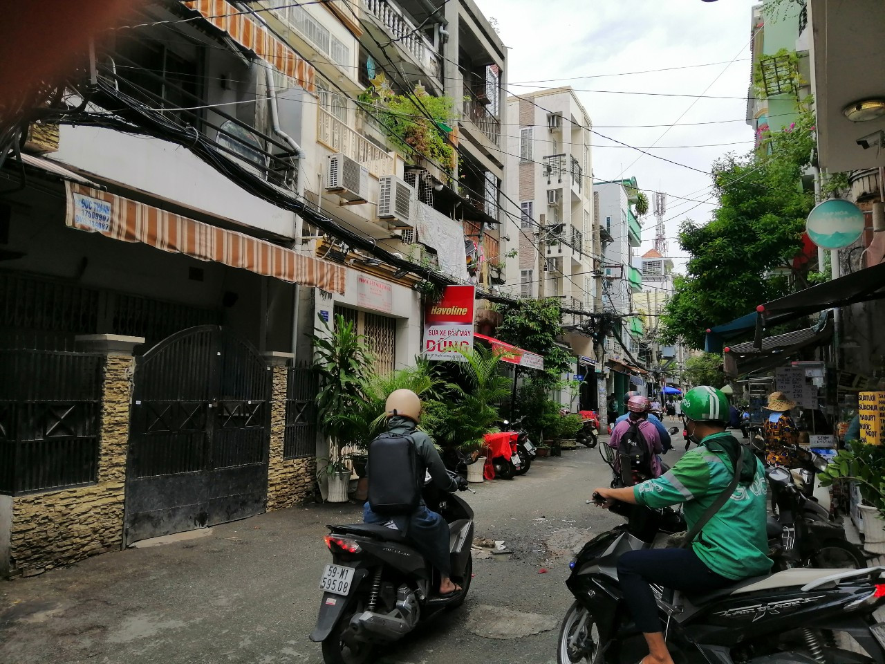 Top nhà vị trí đẹp 1 trệt 5 lầu Nguyễn Thiện Thuật Quận 3 TP.HCM