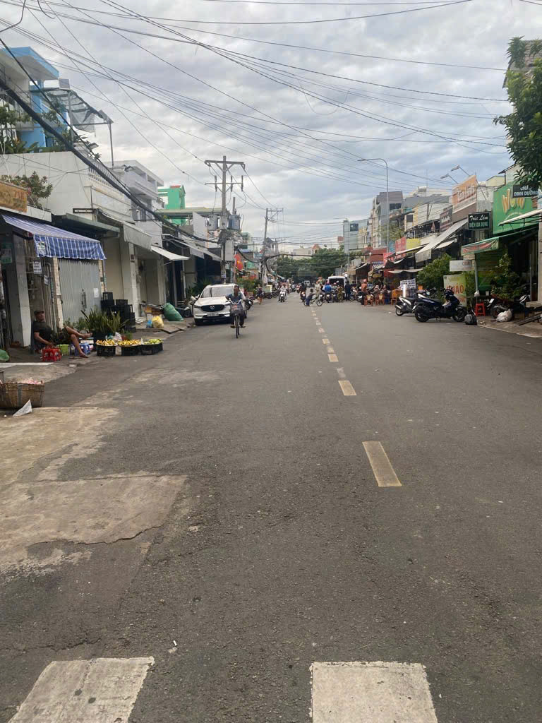 MẶT TIỀN NGUYỄN THỨC TỰ - ĐƯỜNG 20M - AN LẠC A - KHU TÊN LỬA - 2 TẦNG - 1 ĐỜI CHỦ - 83M2 4X21 - 6PN - GIÁ 11.3 TỶ TL MẠNH