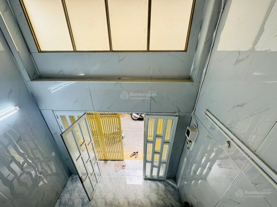 Nhà bán ngay Nguyễn Trãi, quận 5, một bước ra mặt tiền, 5 tầng, 6 phòng, SD: 139m2, chỉ 7.2 tỷ. LH: 0939345129