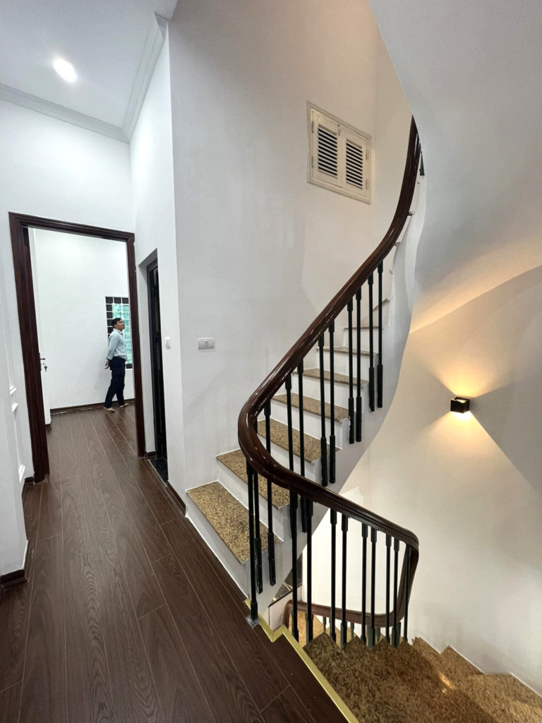 Chính Chủ Bán Nhà Siêu Đẹp Vincom Thanh Xuân 28m2 - 5 Tầng - Siêu Đẹp