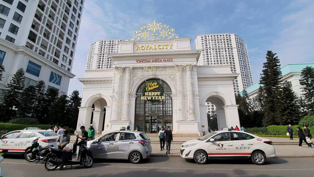 BÁN CĂN HỘ CHUNG CƯ ROYER CITY. 104M2 - 3PN - 3VS.