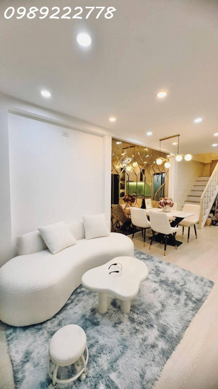 [#QUẬN_10]— SIÊU PHẨM TUYỆT ĐẸP - P4- NGUYỄN TRI PHƯƠNG - HẺM 4M - 3X10M  - 2 TẦNG - 2PN - NỘI THẤT CAO CẤP - NỞ HẬU NHẸ