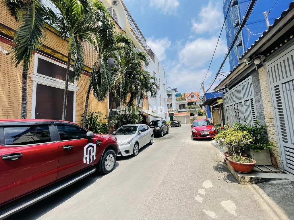 Bán nhà Nguyễn Trọng Tuyển, Tân Bình, 62m2, 7 tỷ 9, hẻm xe hơi tránh.