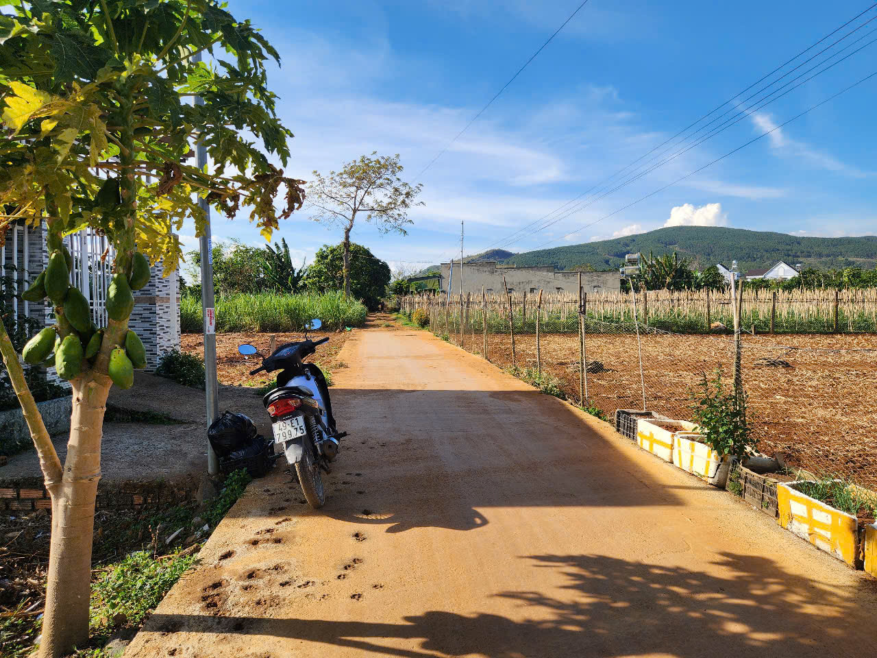 BÁN 131,7M2 ĐẤT THỊ TRẤN LIÊN NGHĨA ĐỨC TRỌNG - LÂM ĐỒNG - GIÁ 1.5 tỷ