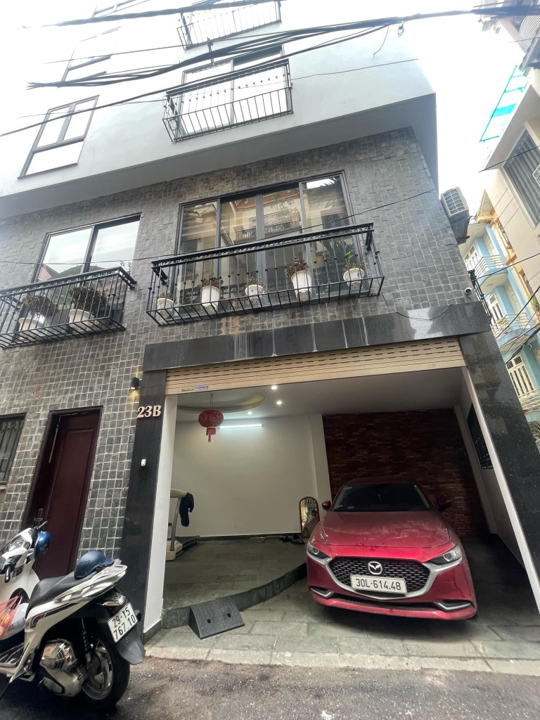 Nguyễn Văn Cừ,Long Biên lô góc ô tô vào nhà DT45m*5T giá 14 tỷ
