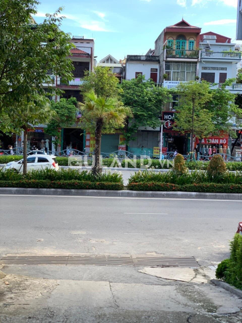 Bán gấp ô đất ngõ 10 Nguyễn Văn Cừ