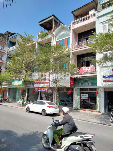 Bán nhà mặt phố đường Nguyễn Văn Cừ, phường Hồng Hải, tp Hạ Long, Quảng Ninh