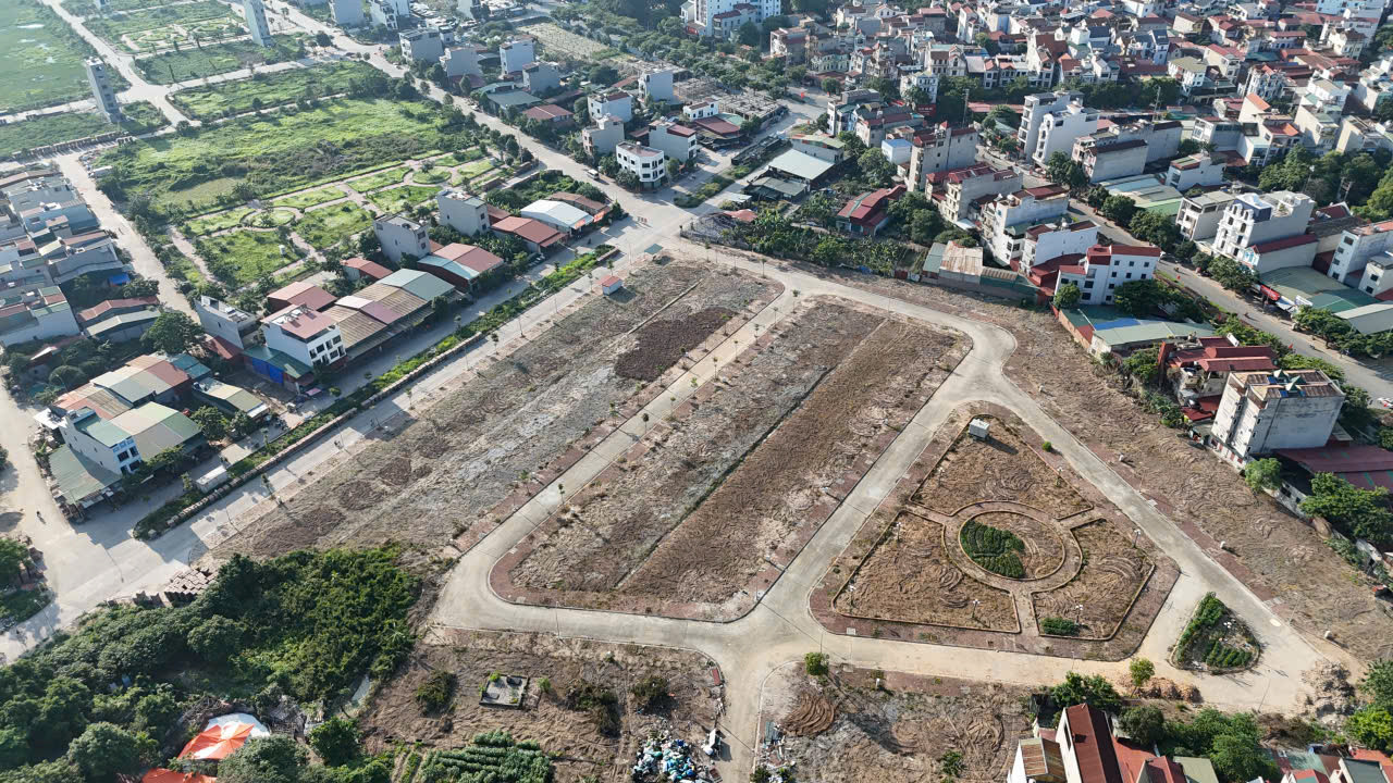 Bán Đất 975m² thổ cư 975m² giá 5.45 tỷ tại Đường Nguyễn Văn Cừ Phường Phù Khê Bắc Ninh