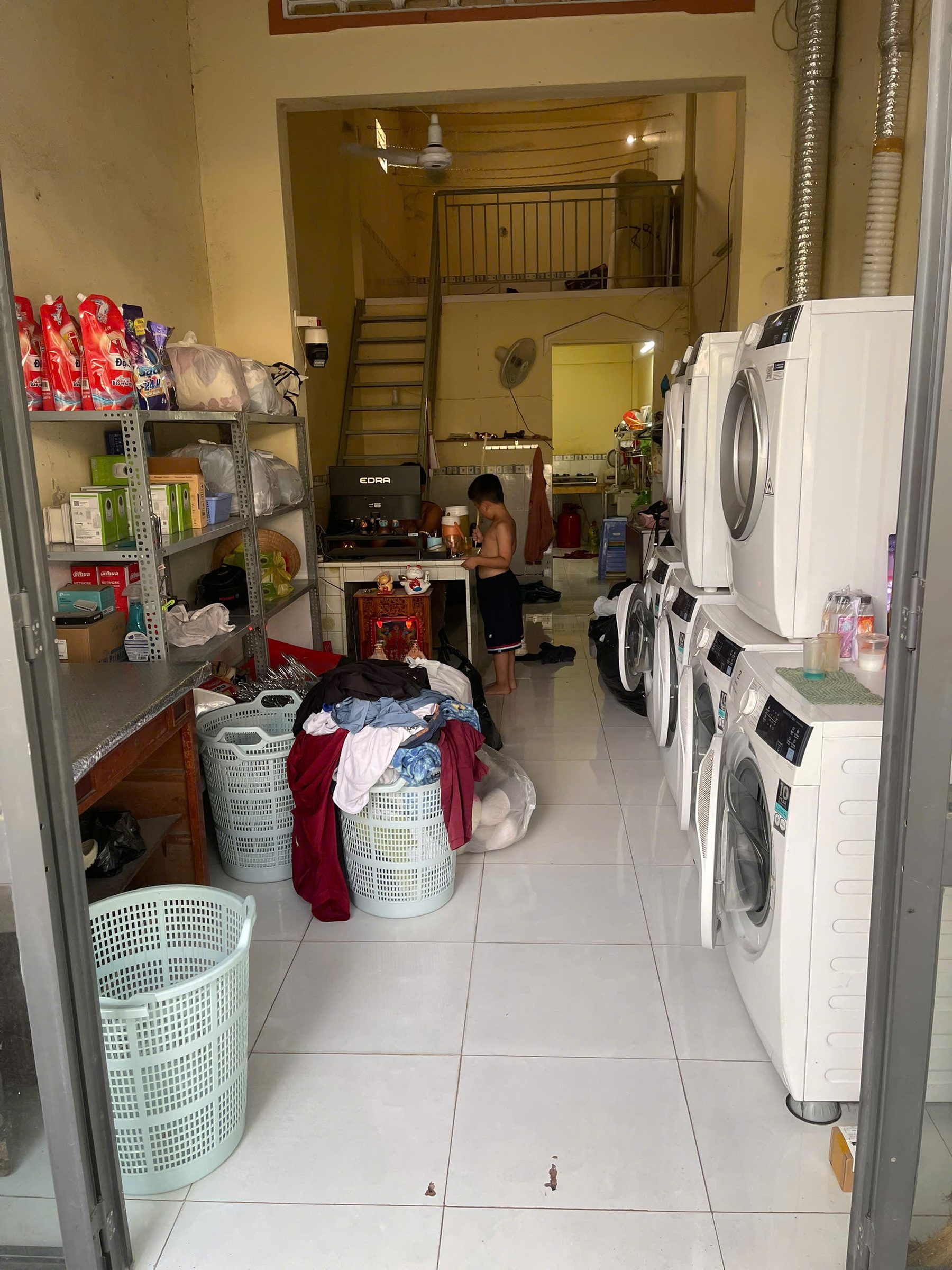 Do không có thời gian quản lý, mình cần sang nhượng lại tiệm giặt sấy ĐC 296 Hẻm 4 Nguyễn Văn Linh, Quận Ninh Kiều, TP. Cần Thơ.