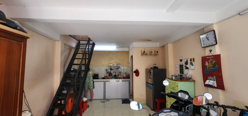 ► Kiệt 2.5m gần Nguyễn Văn Linh đi bộ ra Cầu Rồng, 2 tầng cứng cáp, 2.23 tỷ