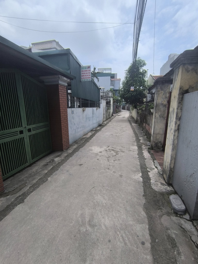 Bán đất ngõ 68 Nguyễn Văn Linh, Thạch Bàn DT 90m2 giá chỉ 13.2 tỷ