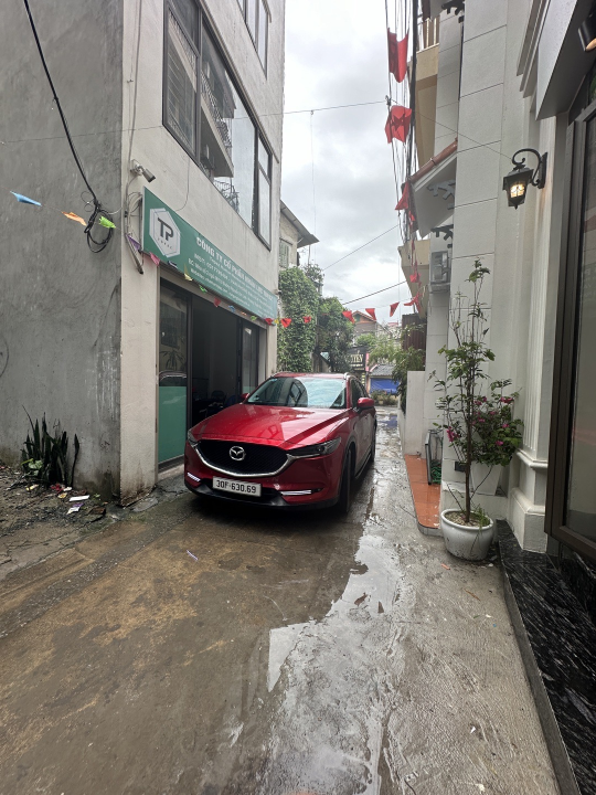 Nguyễn Văn Linh,Thạch Bàn Dt30m ô tô đỗ cửa giá chỉ 5.8 tỷ
