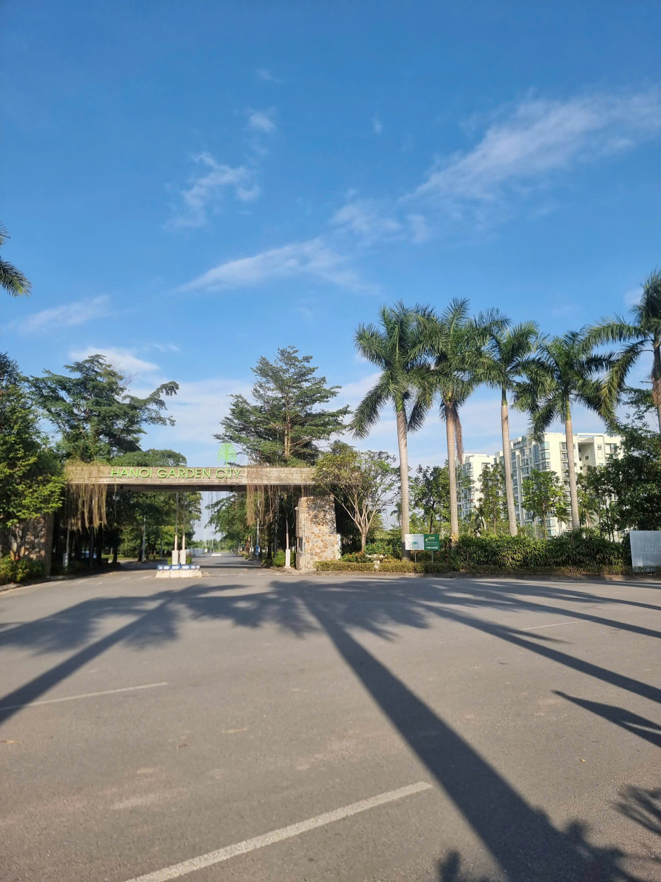 Cần Bán Nhanh Lô Đất Full Thổ cứ 266m2 Đường Xe Tỉa Tránh Nhau Ngay Thạch bàn Long Biên Hà Nội