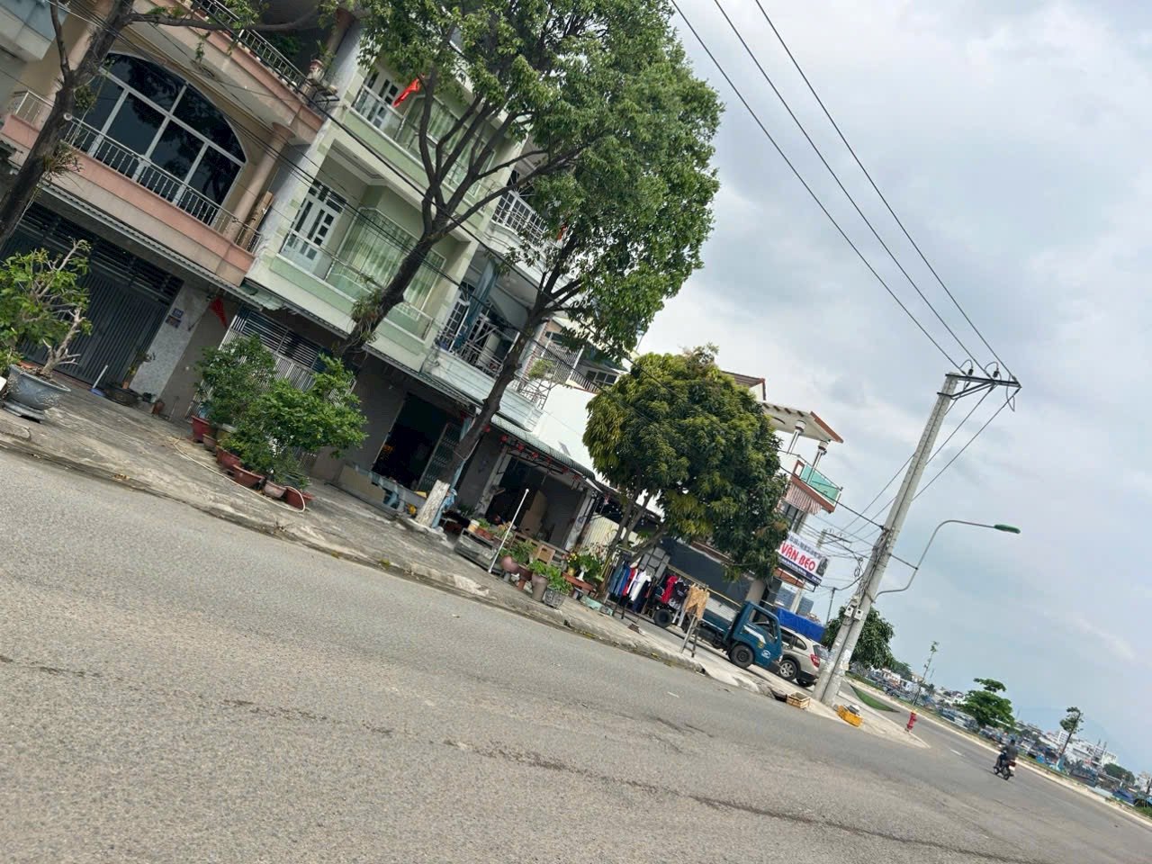 Bán nhà