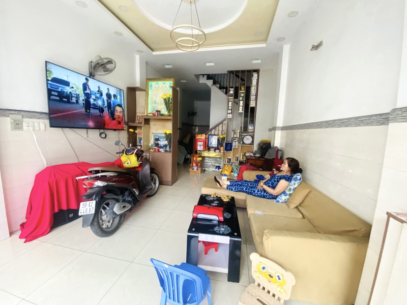 Bán nhà quận 6 - Hẻm xe tải đổ cửa ngày đêm - 4 tầng BTCT 8.7 tỷ